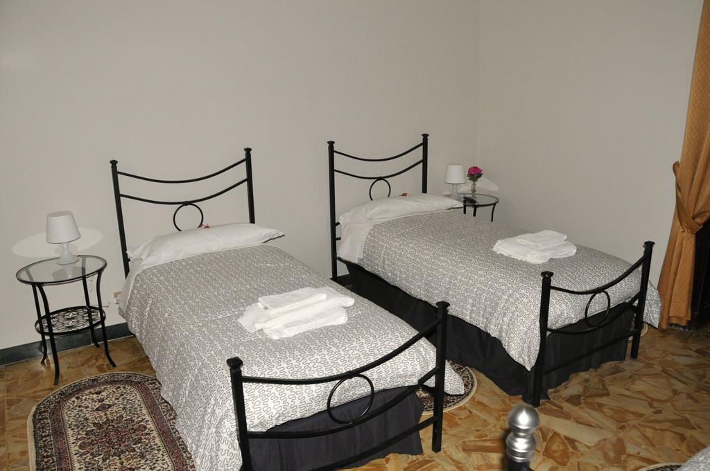 Alibrandi Palace Civitavecchia Rom bilde