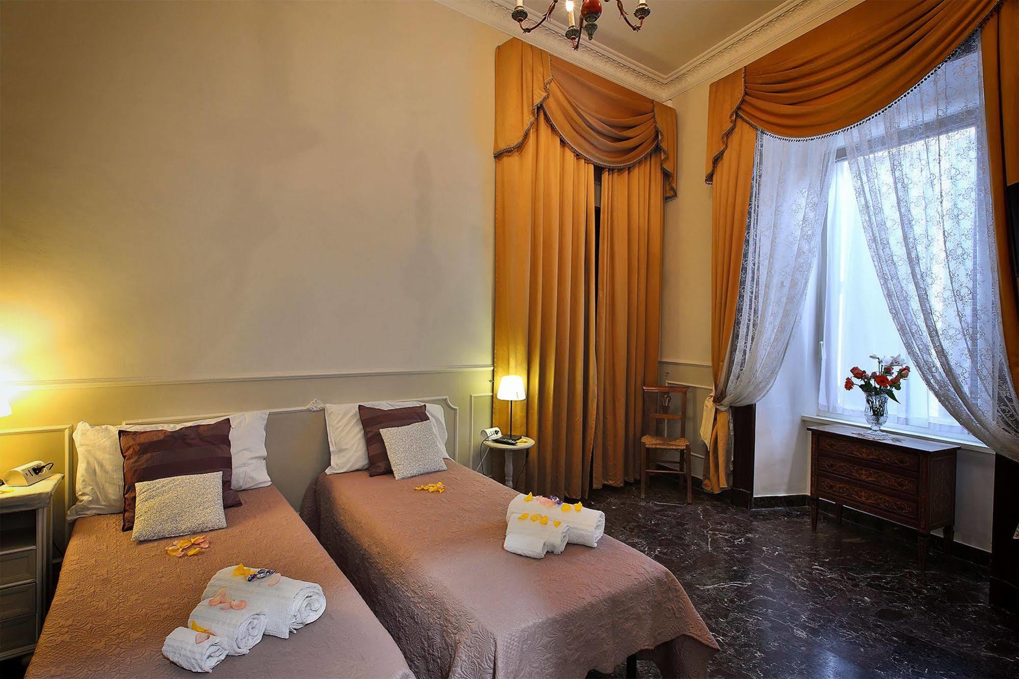 Alibrandi Palace Civitavecchia Eksteriør bilde
